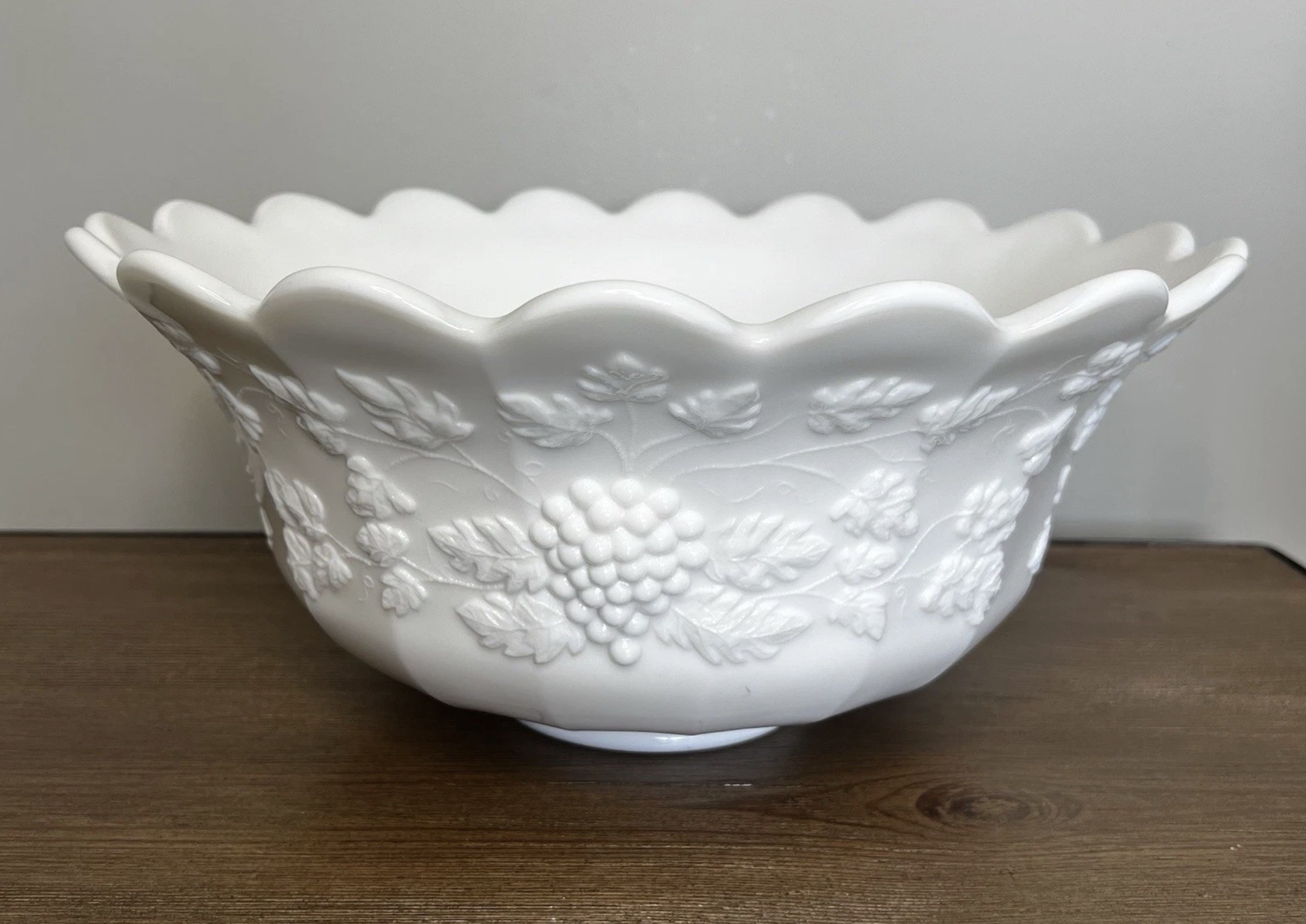 Milk Glass 1946-1984